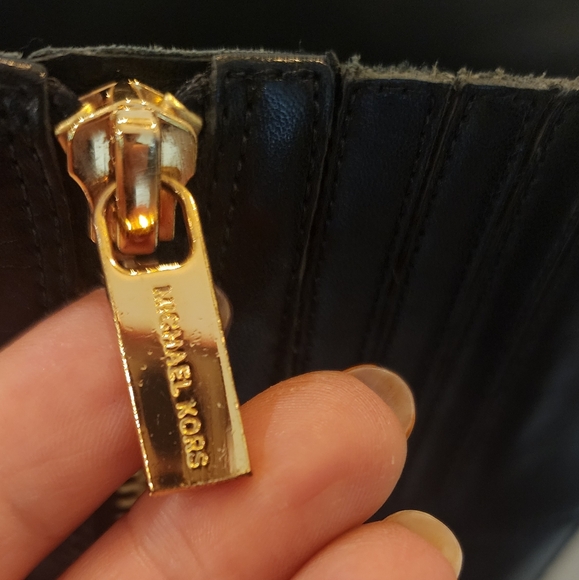 MK Michael Kors black Leather Boots, Size 8M - Picture 5 of 13